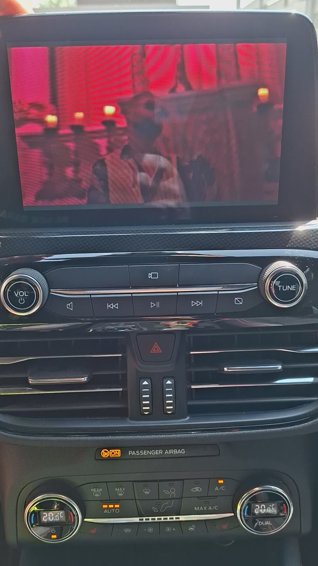 MonkeyBox – Draadloze CarPlay & Android Auto met Netflix & YouTube