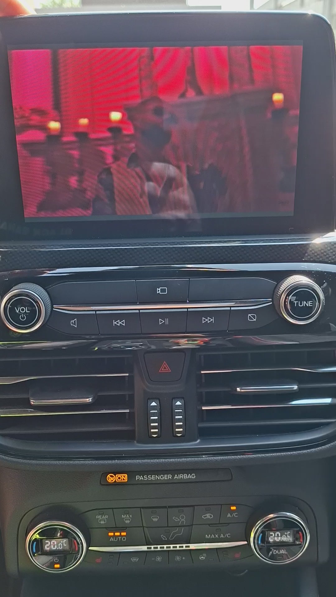 MonkeyBox – Draadloze CarPlay & Android Auto met Netflix & YouTube